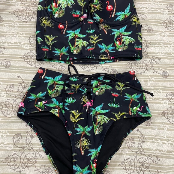 Cupshe High Waist Flamingo Bikini 🏝 - Picture 2 of 6